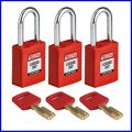 NYL-RED-38ST-KA3PK-klodki-bezpieczenstwa-lockout-KA-safekey-brady-czerwone.jpg